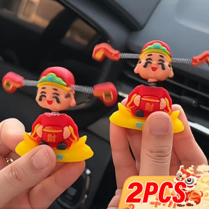 YESPERY 2ชิ้นเครื่องประดับเทพเจ้าแห่งความมั่งคั่งสั่นหัว2026ตรุษจีนรูปปั้นแผงหน้าปัดรถยนต์โมเดลตกแต่งโชคดีตั้งโต๊ะ