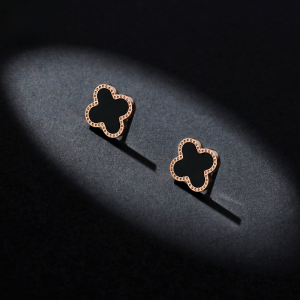 Black Four Leaf Clover Titanium Steel Earrings Womens Rose Gold Plated Fashionable Small Elegant Style New 2025 Trendy Hoops