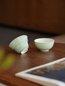 Zhenshan Tang Handmade Ceramic Single-color Glaze Thin-walled Transparent Tea Cup Master Cup for Brewing Tea And Dining