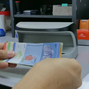 Wireless UV Counterfeit Money Detector / Portable Money Detector with Rechargeable Battery