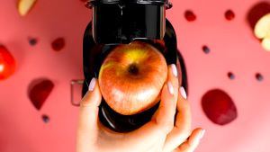 Kuvings REVO 830 Whole slow juicer with Feeding Tube for Fibrous Fruit & Vegetable