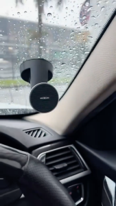 [MOXOM Stable] 360° Phone Holder Magnetic Dashboard Mini Strong Magnet Windscreen Table Rotation Universal compact Stand Mount