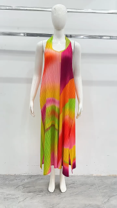 KESHANGYI 2026 Spring Summer New Miyake Pleated Sleeveless Dress Niche Design Fashion Temperament Elegant Halter Neck Dress Free Size