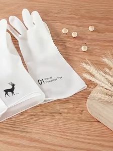 Găng tay cao su làm bếp hình hươu.