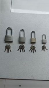 Gembok Pintu & Pagar Rumah: Pilihan VIENA Gembok Besi Baja