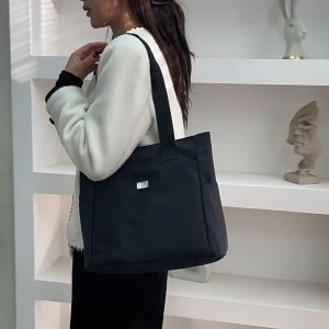 Túi giỏ xách đeo vai nữ thời trang size 34cm đựng vừa khổ giấy A4 chất liệu vải dù chống nước chống xước nhiều ngănTX082