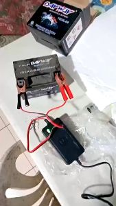 12V Car Charger Truck Motorcycle Smart Car Battery Charger Maintainer Amp Volt Trickle Charger