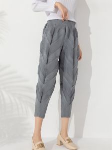 ครอปกางเกงฮาเร็ม กางเกงสกิน 0446 2023 สำหรับผู้หญิงอารมณ์หลวม กระชับ สัดส่วน และคุณสมบัติ #20230446