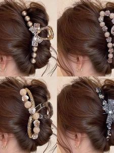 Luxurious Large Size Shark Hair Clip with Water Diamond Butterfly Bow Full Back of Head Elegant Floor Clock Accessory