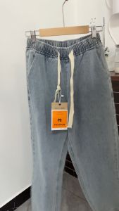 Celana Jeans Panjang Wanita: Tips & Trik Memilih & Mengenakan