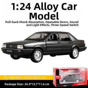 Vintage Restoration Alloy Car Model 1:24