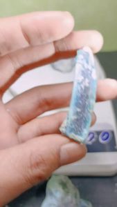 batu bacan palamea Bongkahan. batu yang dikirim sesuai foto. Kode31