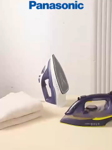 เตารีด 2400W เตารีดไอน้ำ รีดเร็ว รีดเรียบใช้ง่าย เปียกและแห้ ไอน้ำพลังสูงมาก เตารีดไฟฟ้าขนาดเล็ก เตารีดพกพา