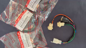 ขั้วไฟหน้าwave125 3 ขั้ว ทั้งชุด รุ่น wave125 เวฟ 125 เอส S เวฟ หัวเถิก #งาน HMA 1 ชิ้น