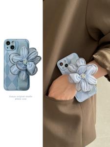 Blue Floral Wristband Phone Case for Huawei P80 pro Mate60 pro P70 Crossbody Protective Cover Elegant Artistic Style Womens Model