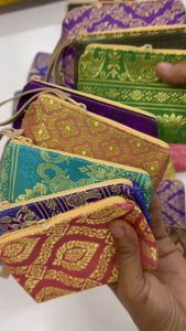 กระเป๋าใส่เหรียญ พิมลายช้าง/ลายไทย กระเป๋าสตางค์ใบเล็ก ของฝาก ของที่ระลึก ของชำร่วยงานมงคล พร้อมส่ง สัตว์สินค้าที่ดีที่สุด