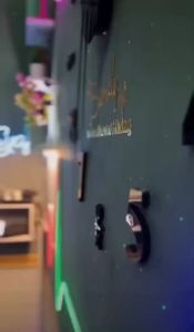 HIASAN RUMAH RAK GANTUNG AMBALAN