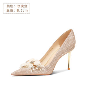 รองเท้าแต่งงานลายดอกไม้สไตล์ฝรั่งเศส ผู้หญิง ใหม่ 2025 รองเท้าส้นสูงหัวแหลมประดับเลื่อม สวมใส่ได้สองแบบ รองเท้าเจ้าสาว ทันสมัย สไตล์เกาหลี