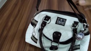 TAS SELEMPANG WANITA CEWEK REMAJA DAN DEWASA DISTRO IMPORT KOREA MURAH MODEL TERBARU SIMPLE DAN KEKINIAN DENGAN UKURAN BESAR BERKUALITAS GRATIS ONGKIR BAYAR DITEMPAT