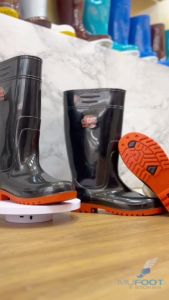 รองเท้าบูทยาว สีดำพื้นส้ม สูง 14 นิ้ว รองเท้าบูทกันน้ำ รุ่น 898 รองเท้าบูทกันน้ำ รองเท้าบูท บูทยาวสีดำพื้นส้ม ความสูง 14 นิ้ว - MFS