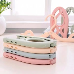 Gantungan Baju Lipat Portable Hanger Jemuran Pakaian Untuk Travelling