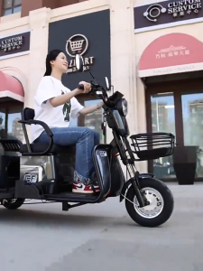 ติดตั้งรถแล้ว100% QiaoGuan สามล้อไฟฟ้า 1000Wมอเตอร์ความเร็วสูง แบตเตจรีCHILWEE48v20ah รถไฟฟ้าสามล้อสำหรับบรรทุกสินค้าและคน ผู้ใหญ่3ล้อกำ ลังรับน้ำหนัก 300กก