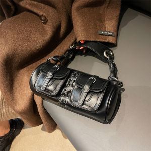 Dark Y2K Spicy Girl Bag Womens Fashionable Versatile INS Shoulder Handbag Chain Underarm Bag Small Square Bag Soft PU Leather