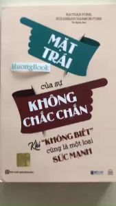 Sách - Mặt Trái Của Sự Không Chắc Chắn