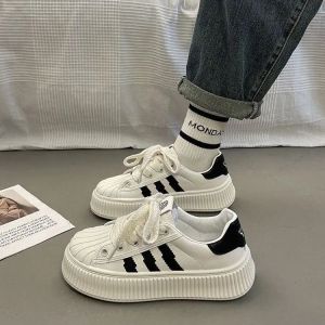 IELGY White shell head plate shoes womens 2024 new niche Hong Kong style casual thick sole