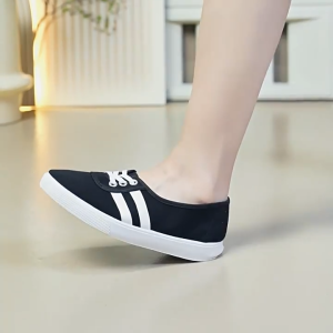 Giày lười nữ vải mềm đế cao su êm chân cao 2cm