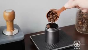 Original and genuine Coffee Bean Grinder 100% High Precision Control in Grinding Manual Coffee Grinder Conical Stainless Steel Burr Mill Bean Hand Grinder
