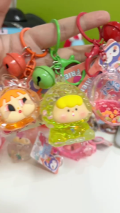 พวงกุญแจ ขวดทรายดูด ลอยน้ำลายการ์ตูน เขย่าได้ของเล่น มีกระดิ่ง สีสันสดใส พร้อมส่ง