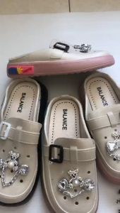 Sepatu Sandal Slop Anak Perempuan Cewek Jibbitz Import Jelly Balance LLJ-Rantai