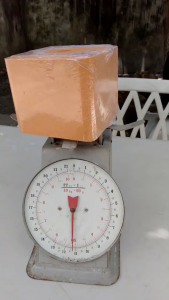 【in stock】5KG Himalayan Mineral Salt Block for Goat Cow Sheep Copper Block War san Lick