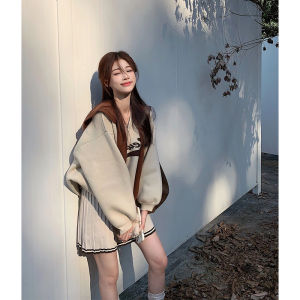 Korean Style Casual Embroidered V-Neck Sweater New 2023 Fall/Winter Collection High Waist Pleated Skirt Two-Piece Set