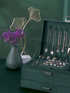 กล่องใส่เครื่องประดับ 2ชั้น ลิ้นชัก1ชั้น สไตล์เรโทรผ้าฟล็อค มัลติฟังก์ชั่น จุขนาดใหญ่ มีตัวล็อก กล่องเครื่องประดับ สีเขียว