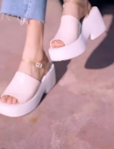MELISSA POSE AD ( SIZE 35/36 - 40 ) sandal heels wanita