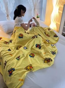 fv88 – Selimut Anak G.Duck Yellow Bebek Kuning Lembut Import Premium Polyester Ukuran 100x140 cm