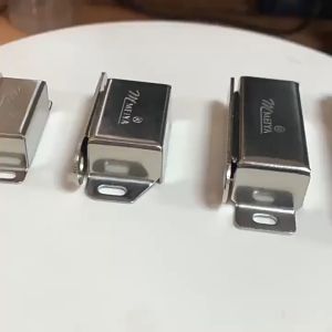 1pcs Magnet Lemari Plat Kuat Penutup Magnet Tahan Terhadap Kelembapan Mahnet Pintu Rumah Magnet Pintu Geser