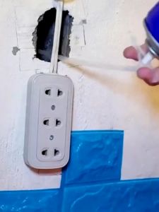 Polyurethane Foam Spray Sealant - Fireproof Waterproof Insulation Filler for Walls Gaps & Cracks | Closed Cell PU Foam (750ml)