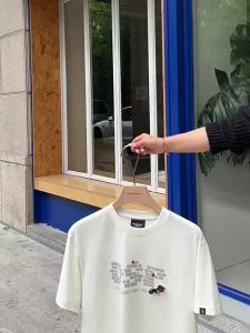 dangerouspeople | Embroidered Badge Breathable Cotton Loose T-Shirt