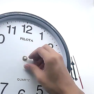 DIY Clock Movement Mechanism Battery Operated Clock Motor Kit with 1 Sets of Clock Hands for Clock Repair Replacement