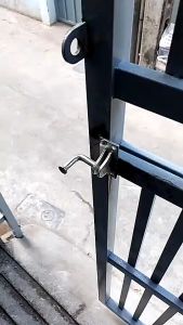 Chốt Cửa Lùa Tự Động (Bạc) Bảo Hành 3 Tháng Tự Đóng Sắt Chất Lượng Cao Tiện Dụng Dễ Sử Dụng An Toàn Chắc Chắn