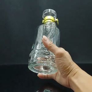 Vỏ Chai Đựng Rượu 500ML cao cấp mẫu rồng nổi - Chai Thủy Tinh Đựng Rượu - Bình Đựng Rượu Thủy Tinh (C3)