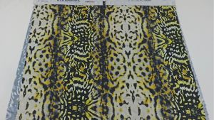 Charlie fabricผ้าเนื้อลื่นบาง ลายtiger moth พิมพ์ลายคมชัดสีสดสวยคุณภาพดีใส่สบายมีของส่งไวผ้าลายน่ารักผ้าหลาผ้าเมตรผ้ามัสลิน