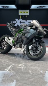 Diecast Miniatur Motor - Kawasaki Ninja H2R Skala 1:12 & 1:9 Diecast Alloy Logam Motor Mainan Terdapat Lampu dan Suara - Motor Pajangan Miniatur Kawasaki Ninja H2R Hitam 1/12 & 1/9