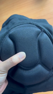 สนับเข่า PRO ผู้รักษาประตูฟุตบอล ฟุตซอล วอเลย์ กันกระเเทก ฟองนํ้า ป้องกันอาการบาดเจ็บ พยุง