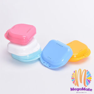 กล่องใส่รีเทนเนอร์พกพา สีสดใส รูระบายอากาศ พลาสติกแบบหนา Silicone Braces Box