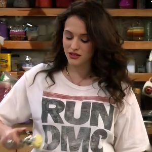 Max 2 Broke Girls Summer Women and Mens Funny Casual Round Neck T-shirt 3D Printed New Fast Drying Short Sleeved Clothes Top