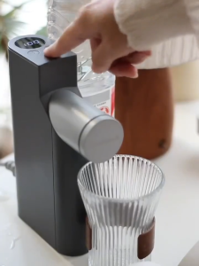 Glasslock Instant Hot Water Dispenser Portable Thermoregulation Smart Water Bar Desktop Small Electric KettleFoldable Storage hot water bottle Type-c Bottled Mineral Water Electricity Heating Water Dispenser Gift Convenient Electric Hot water pot